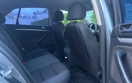 Volkswagen Jetta VI, 2010 год, 595 000 рублей, 10 фотография