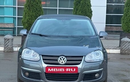 Volkswagen Jetta VI, 2010 год, 595 000 рублей, 11 фотография