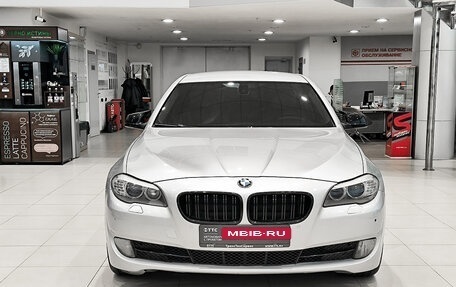 BMW 5 серия, 2011 год, 1 550 000 рублей, 2 фотография