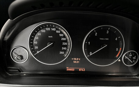 BMW 5 серия, 2011 год, 1 550 000 рублей, 16 фотография