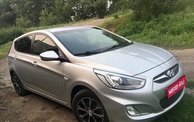 Hyundai Solaris II рестайлинг, 2013 год, 870 000 рублей, 1 фотография