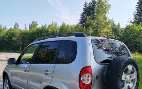 Chevrolet Niva I рестайлинг, 2011 год, 400 000 рублей, 2 фотография