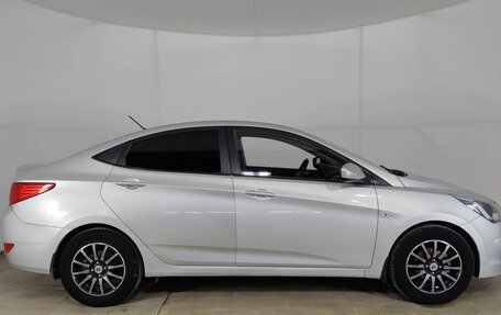 Hyundai Solaris II рестайлинг, 2016 год, 850 000 рублей, 4 фотография