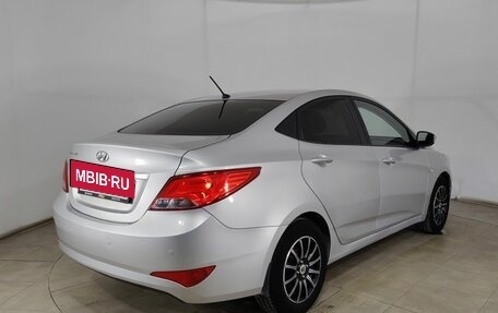 Hyundai Solaris II рестайлинг, 2016 год, 850 000 рублей, 5 фотография