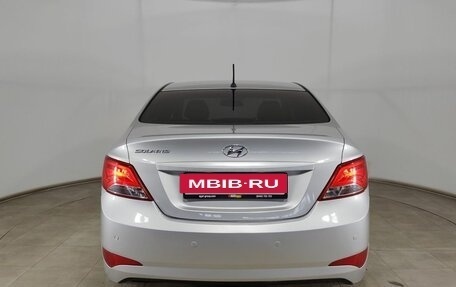 Hyundai Solaris II рестайлинг, 2016 год, 850 000 рублей, 6 фотография
