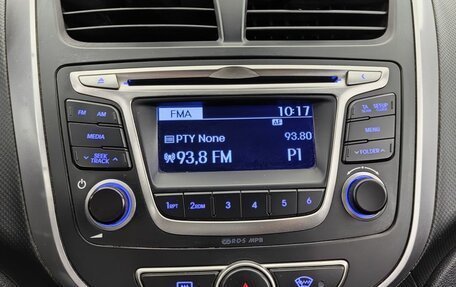 Hyundai Solaris II рестайлинг, 2016 год, 850 000 рублей, 17 фотография