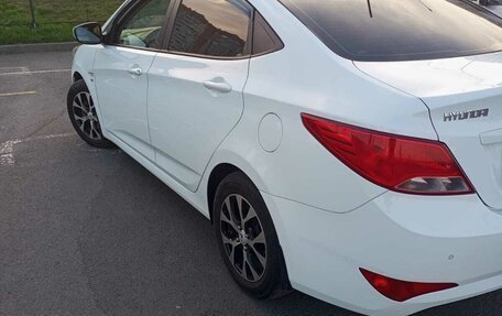 Hyundai Solaris II рестайлинг, 2015 год, 1 180 000 рублей, 11 фотография