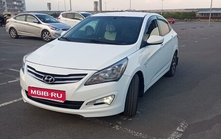 Hyundai Solaris II рестайлинг, 2015 год, 1 180 000 рублей, 2 фотография