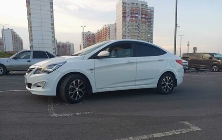 Hyundai Solaris II рестайлинг, 2015 год, 1 180 000 рублей, 16 фотография