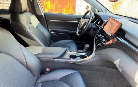 Toyota Camry, 2021 год, 3 390 000 рублей, 11 фотография
