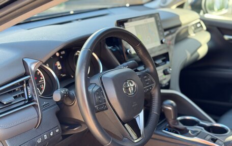 Toyota Camry, 2021 год, 3 390 000 рублей, 15 фотография