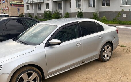 Volkswagen Jetta VI, 2014 год, 750 000 рублей, 2 фотография