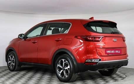 KIA Sportage IV рестайлинг, 2021 год, 2 197 000 рублей, 7 фотография