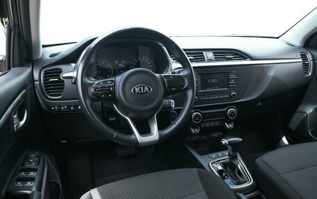 KIA Rio IV, 2021 год, 1 789 000 рублей, 10 фотография