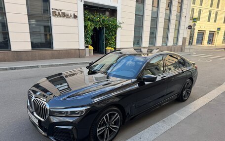 BMW 7 серия, 2019 год, 4 700 000 рублей, 3 фотография