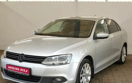 Volkswagen Jetta VI, 2013 год, 1 039 000 рублей, 1 фотография