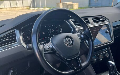 Volkswagen Tiguan II, 2019 год, 2 850 000 рублей, 12 фотография