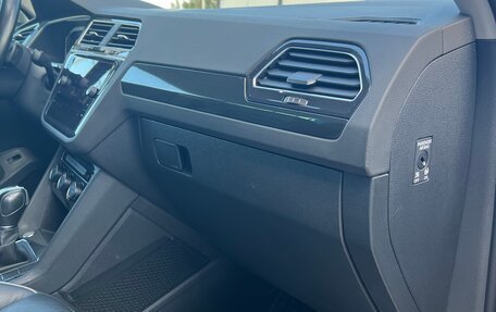 Volkswagen Tiguan II, 2019 год, 2 850 000 рублей, 14 фотография