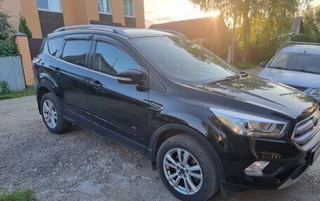 Ford Kuga III, 2017 год, 1 850 000 рублей, 2 фотография