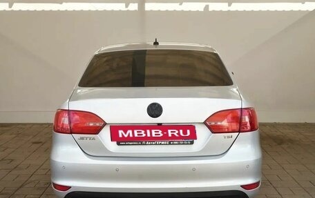 Volkswagen Jetta VI, 2013 год, 1 039 000 рублей, 3 фотография