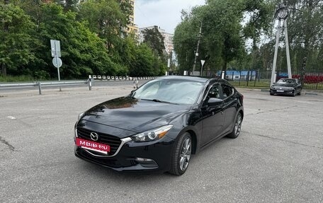 Mazda 3, 2018 год, 1 790 000 рублей, 2 фотография