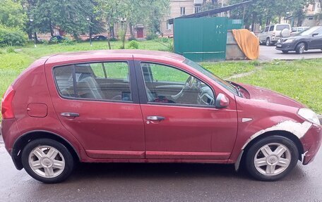 Renault Logan I, 2010 год, 450 000 рублей, 3 фотография