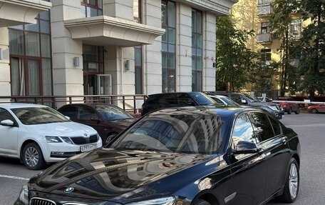 BMW 7 серия, 2012 год, 2 230 000 рублей, 3 фотография