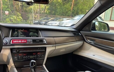 BMW 7 серия, 2012 год, 2 230 000 рублей, 18 фотография
