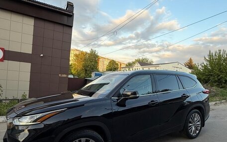 Toyota Highlander, 2020 год, 4 990 000 рублей, 14 фотография