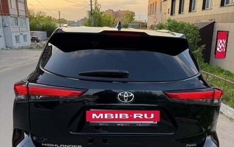 Toyota Highlander, 2020 год, 4 990 000 рублей, 15 фотография