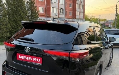 Toyota Highlander, 2020 год, 4 990 000 рублей, 18 фотография