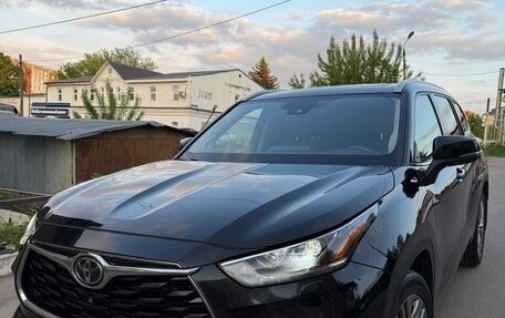 Toyota Highlander, 2020 год, 4 990 000 рублей, 12 фотография