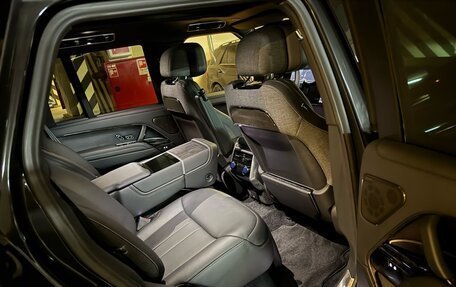 Land Rover Range Rover IV рестайлинг, 2024 год, 27 500 000 рублей, 5 фотография