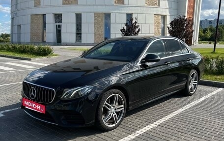 Mercedes-Benz E-Класс, 2019 год, 3 600 000 рублей, 4 фотография