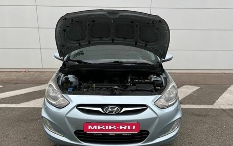 Hyundai Solaris II рестайлинг, 2011 год, 690 000 рублей, 5 фотография