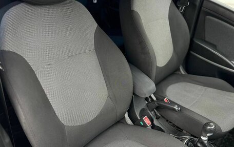 Hyundai Solaris II рестайлинг, 2011 год, 690 000 рублей, 18 фотография