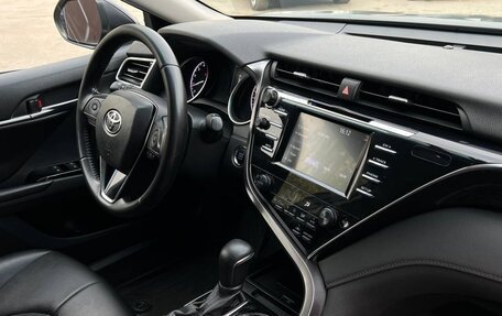 Toyota Camry, 2019 год, 2 790 000 рублей, 21 фотография