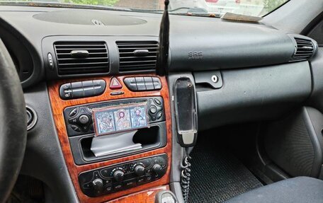 Mercedes-Benz C-Класс, 2003 год, 700 000 рублей, 7 фотография