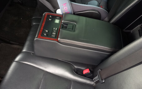 Toyota Camry, 2011 год, 1 650 000 рублей, 10 фотография