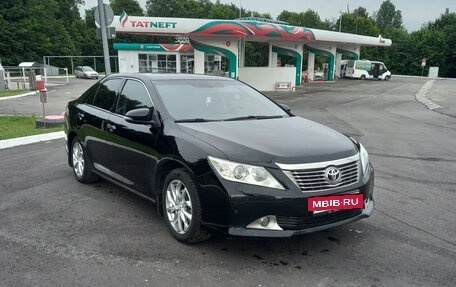 Toyota Camry, 2011 год, 1 650 000 рублей, 2 фотография