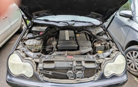 Mercedes-Benz C-Класс, 2003 год, 700 000 рублей, 12 фотография