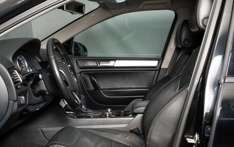 Volkswagen Touareg III, 2012 год, 2 050 000 рублей, 5 фотография