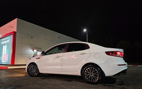 KIA Rio III рестайлинг, 2015 год, 1 500 000 рублей, 2 фотография