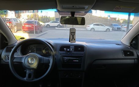 Volkswagen Polo VI (EU Market), 2011 год, 500 000 рублей, 16 фотография