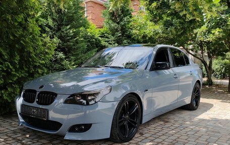 BMW 5 серия, 2006 год, 800 000 рублей, 2 фотография