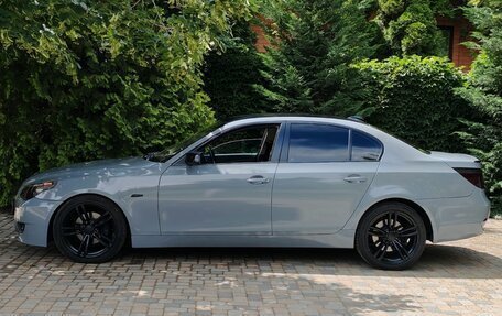BMW 5 серия, 2006 год, 800 000 рублей, 8 фотография