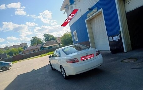 Toyota Camry, 2011 год, 800 000 рублей, 1 фотография