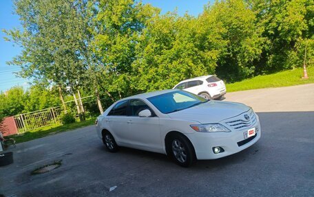 Toyota Camry, 2011 год, 800 000 рублей, 8 фотография