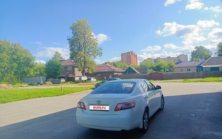 Toyota Camry, 2011 год, 800 000 рублей, 11 фотография
