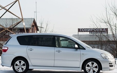 Toyota Ipsum II, 2003 год, 900 000 рублей, 1 фотография